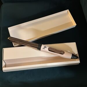 L’ange Le Curl titanium curling wand 25 mm in Blush